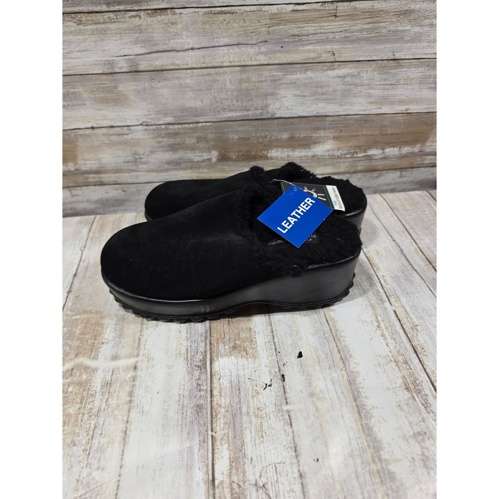 No Boundaries Lori Black Suede Platform Clogs Faux Fur Mules Women 8 NEW